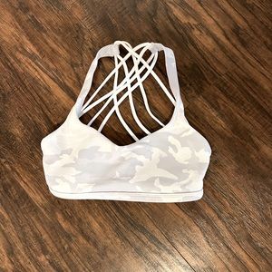 Lululemon Free To Be Wild SportsBra